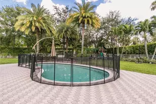 5805 NW 125th Ave, Coral Springs, FL 33076 - Photo 2