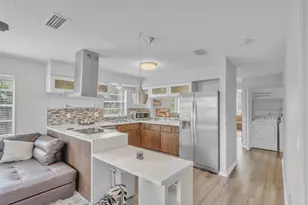 1350 Riverside Cir, Wellington, FL 33414 - Photo 34