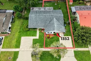 1350 Riverside Cir, Wellington, FL 33414 - Photo 40