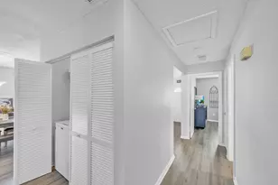 1350 Riverside Cir, Wellington, FL 33414 - Photo 22