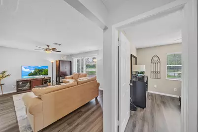 1350 Riverside Circle #Unit 2, Wellington, FL 33414 - Photo 32