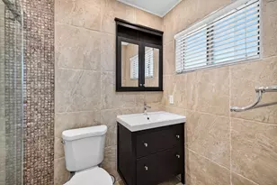 1858 NE 34th St, Oakland Park, FL 33306 - Photo 26