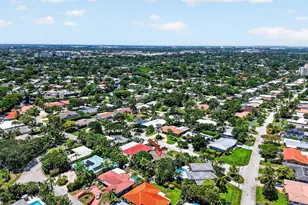 1858 NE 34th St, Oakland Park, FL 33306 - Photo 54