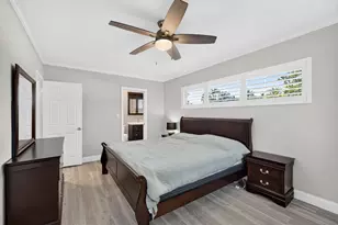 1858 NE 34th St, Oakland Park, FL 33306 - Photo 22