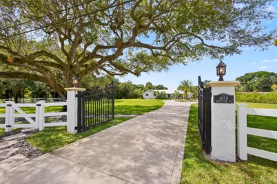 4628 Square Lake Drive, Palm Beach Gardens, FL 33418 - Photo 2