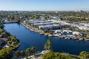 130 Cypress Club Dr, Pompano Beach, FL 33060 - Photo 52