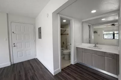 17350 NW 68th Avenue #400-402A, Hialeah, FL 33015 - Photo 4