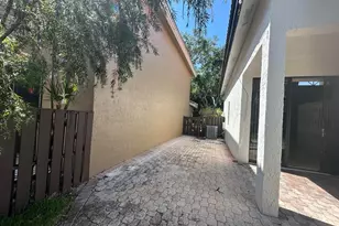 10461 NW 12th Ct, Plantation, FL 33322 - Photo 28