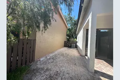 10461 NW 12th Court, Plantation, FL 33322 - Photo 20