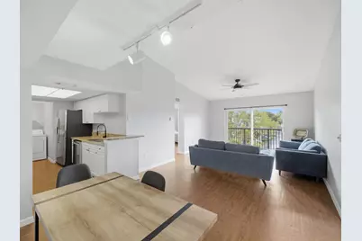 900 Crestwood Court S #920, Royal Palm Beach, FL 33411 - Photo 2