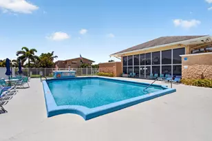 2101 NE 1st Ct, Boynton Beach, FL 33435 - Photo 12
