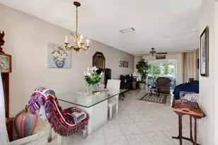 2101 NE 1st Ct, Boynton Beach, FL 33435 - Photo 4