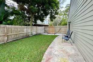 453 Park Forest Way, Wellington, FL 33414 - Photo 18