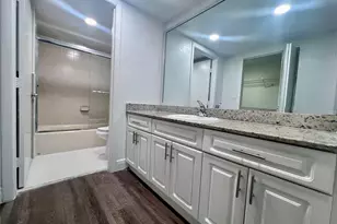 17350 NW 68th Ave, Hialeah, FL 33015 - Photo 6