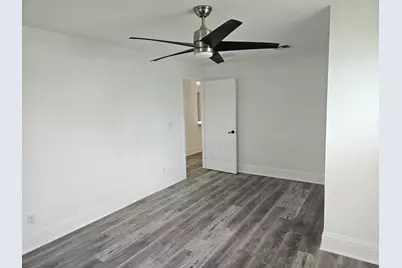 463 NW Ravenswood Lane, Port Saint Lucie, FL 34983 - Photo 14