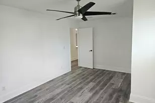 463 NW Ravenswood Ln, Port Saint Lucie, FL 34983 - Photo 14