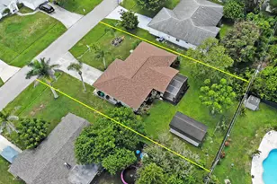 471 SE Lancaster Ave, Port Saint Lucie, FL 34984 - Photo 38