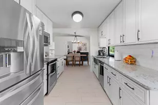 471 SE Lancaster Ave, Port Saint Lucie, FL 34984 - Photo 12