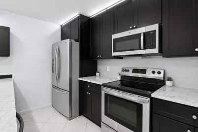 6409 64th Way, West Palm Beach, FL 33409 - Photo 8