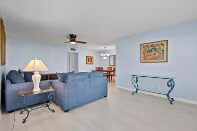 220 Country Lane #B, Boynton Beach, FL 33435 - Photo 2
