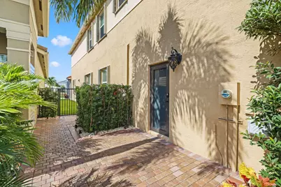 8160 Cantabria Falls Drive, Boynton Beach, FL 33473 - Photo 68