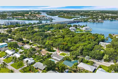 109 E Riverside Drive, Jupiter, FL 33469 - Photo 32