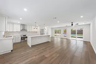 109 E Riverside Dr, Jupiter, FL 33469 - Photo 10