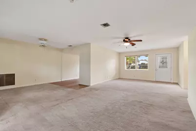 11 Windsor Road E, Jupiter, FL 33469 - Photo 6