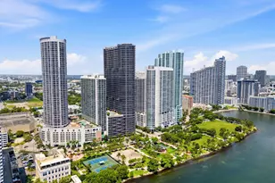 1750 N Bayshore Dr, Miami, FL 33132 - Photo 44