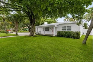 1619 NE 2nd Ave, Delray Beach, FL 33444 - Photo 2