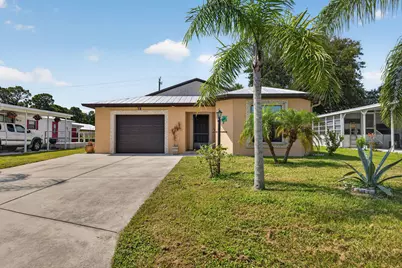 79 Flores Del Norte, Fort Pierce, FL 34951 - Photo 1