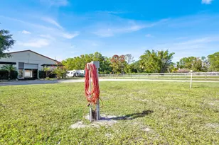 11231 Ira Ln, Lake Worth, FL 33449 - Photo 10