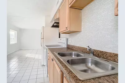 694 Michigan Court #2, Saint Cloud, FL 34769 - Photo 22