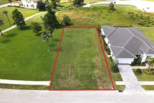172 SE Rio Angelica, Port Saint Lucie, FL 34984 - Photo 1