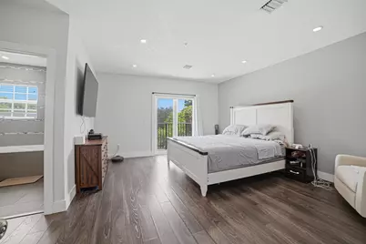 807 NW 1st Avenue, Fort Lauderdale, FL 33311 - Photo 10