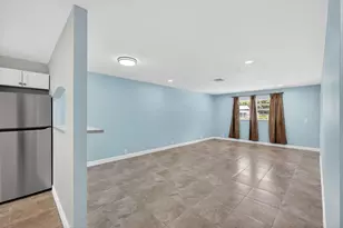 9484 Sun Ct, Palm Beach Gardens, FL 33403 - Photo 10
