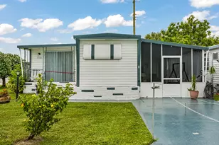 8500 SW 18th Pl, Davie, FL 33324 - Photo 1