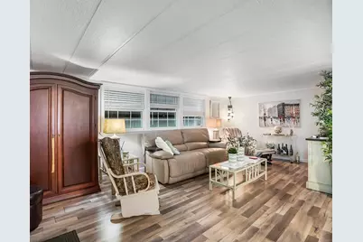 8500 SW 18th Place, Davie, FL 33324 - Photo 4