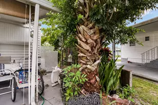 8500 SW 18th Pl, Davie, FL 33324 - Photo 28