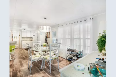 8500 SW 18th Place, Davie, FL 33324 - Photo 22