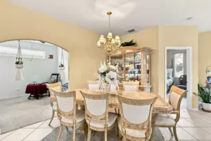 532 NW Portofino Ln, Port Saint Lucie, FL 34986 - Photo 8