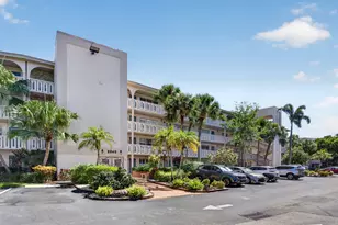 2002 Granada Dr, Coconut Creek, FL 33066 - Photo 2