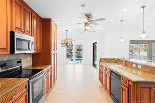 3074 NE Loquat Ln, Jensen Beach, FL 34957 - Photo 8