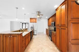 3074 NE Loquat Ln, Jensen Beach, FL 34957 - Photo 8