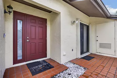 140 Karanda Court, Royal Palm Beach, FL 33411 - Photo 2