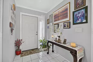 140 Karanda Ct, Royal Palm Beach, FL 33411 - Photo 6