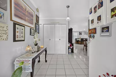 140 Karanda Court, Royal Palm Beach, FL 33411 - Photo 8