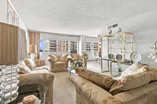 250 174th St, Sunny Isles Beach, FL 33160 - Photo 2