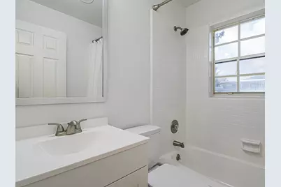 2075 37th Avenue #B, Vero Beach, FL 32960 - Photo 18