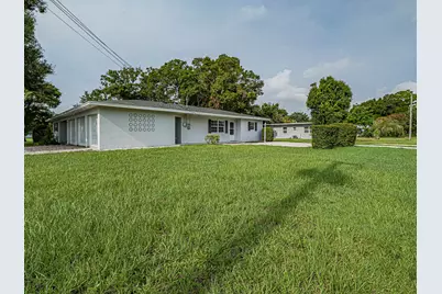 2075 37th Avenue #B, Vero Beach, FL 32960 - Photo 24